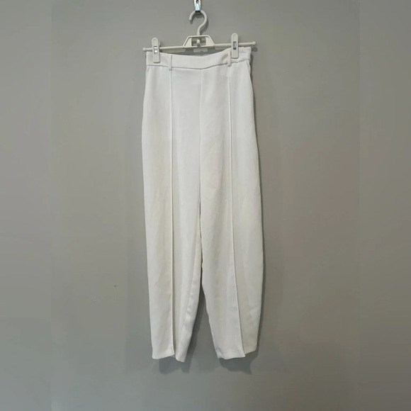 Topshop White Pleated Straight Leg Trouser Pants USA size 0. NWT - Picture 2 of 9